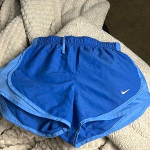 Blue NIKE shorts, Women, size Small